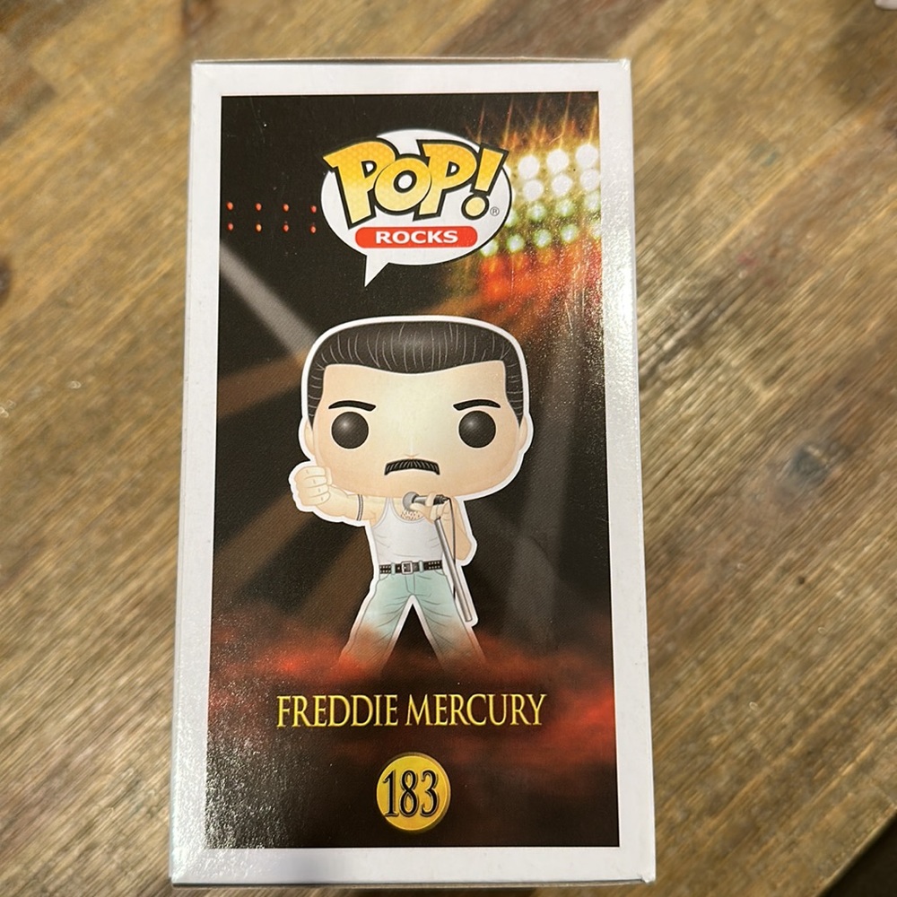 Pop! 183 - Picture 2 of 3